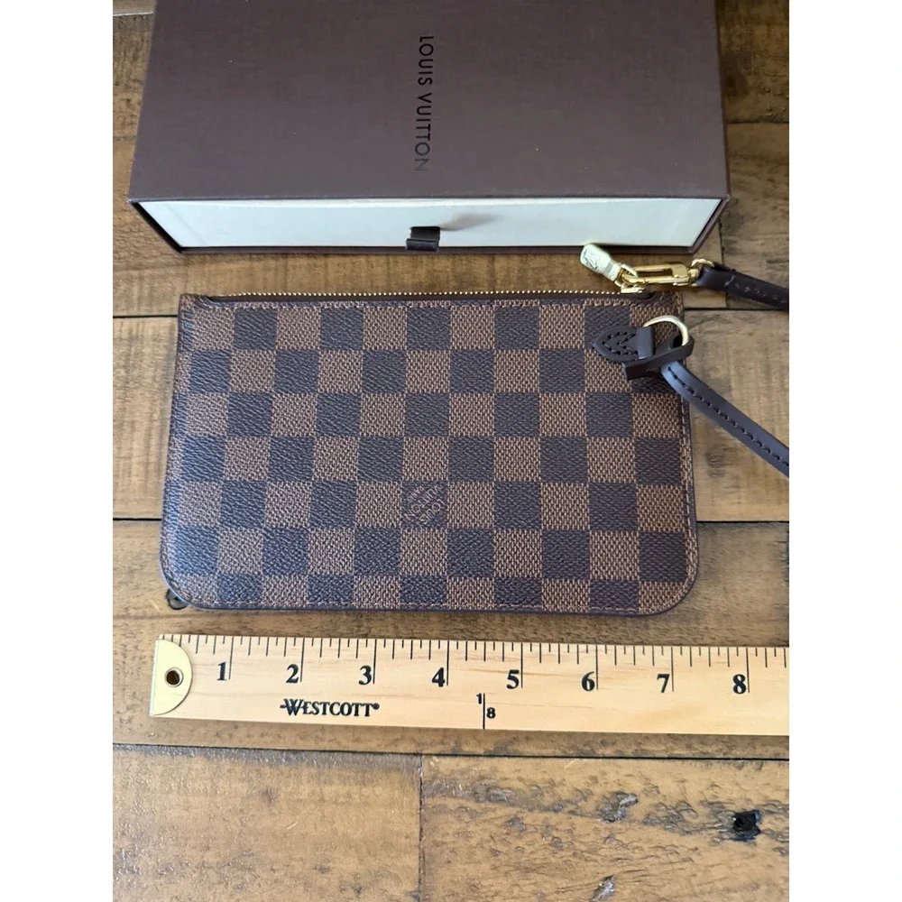Louis Vuitton Neverfull Clutch Wristlet Women's Small Brown Damier Ebene W/Box